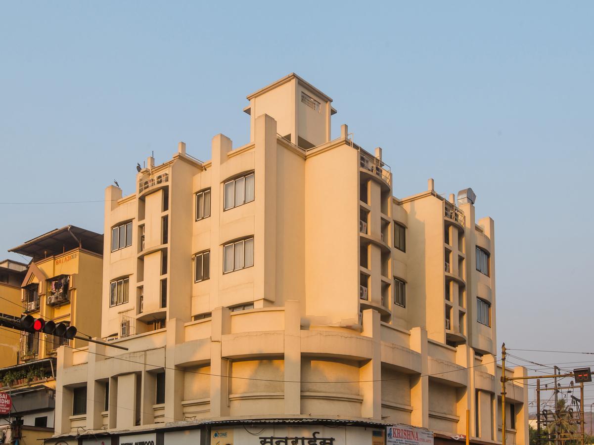 Oyo 13089 Hotel Gold Crest ナビムンバイ エクステリア 写真