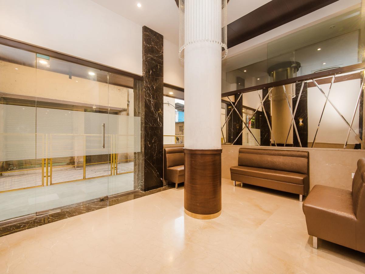 Oyo 13089 Hotel Gold Crest ナビムンバイ エクステリア 写真