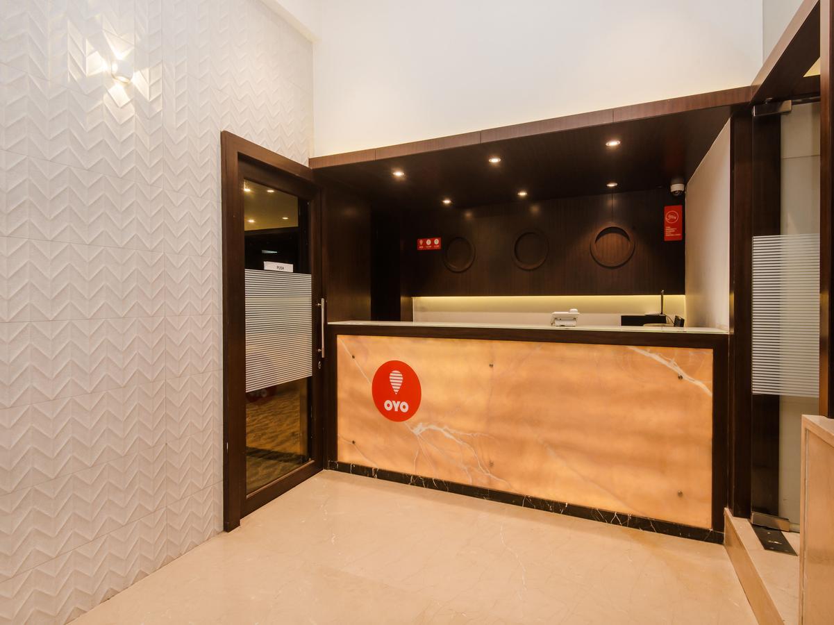 Oyo 13089 Hotel Gold Crest ナビムンバイ エクステリア 写真