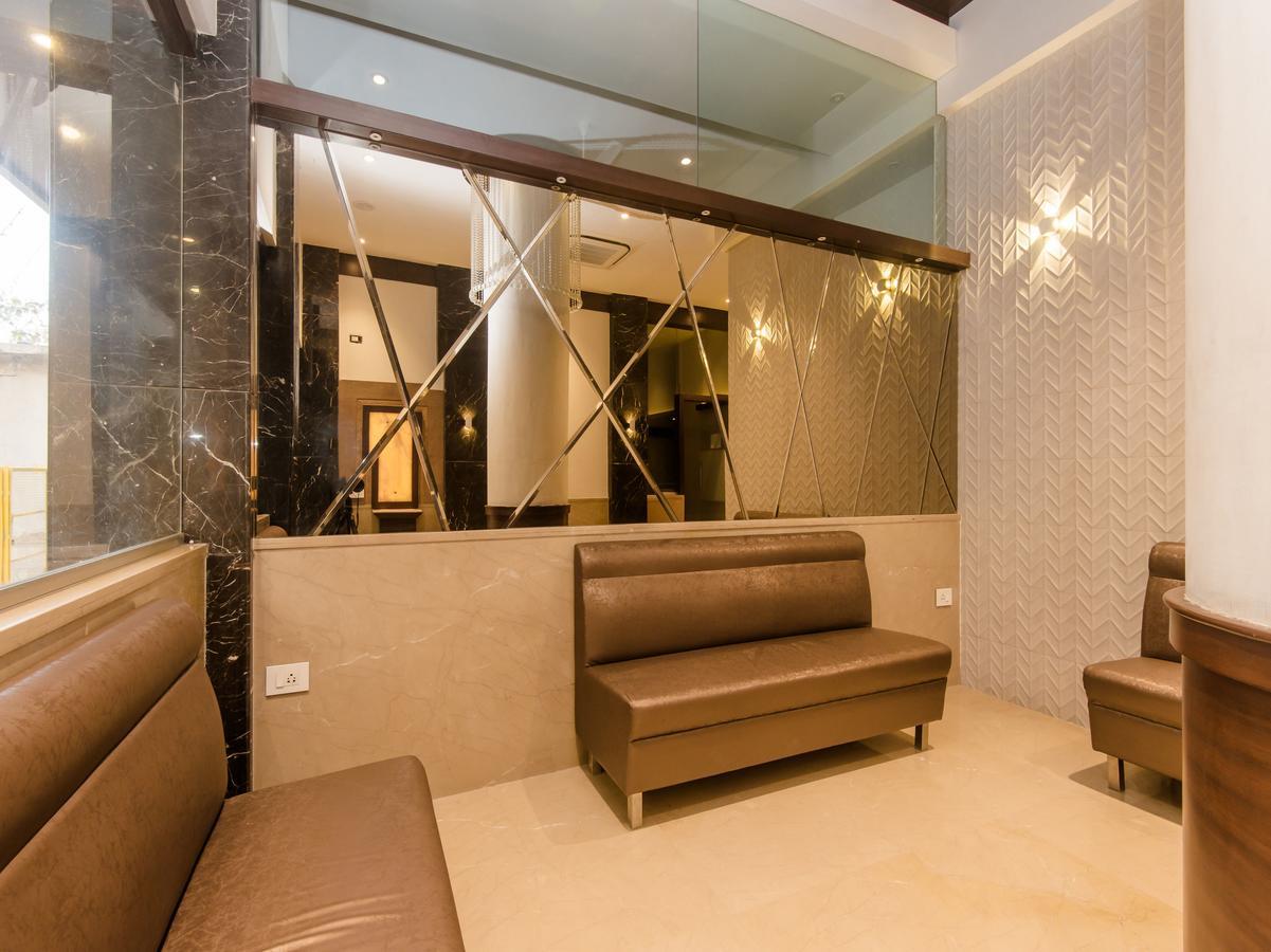 Oyo 13089 Hotel Gold Crest ナビムンバイ エクステリア 写真